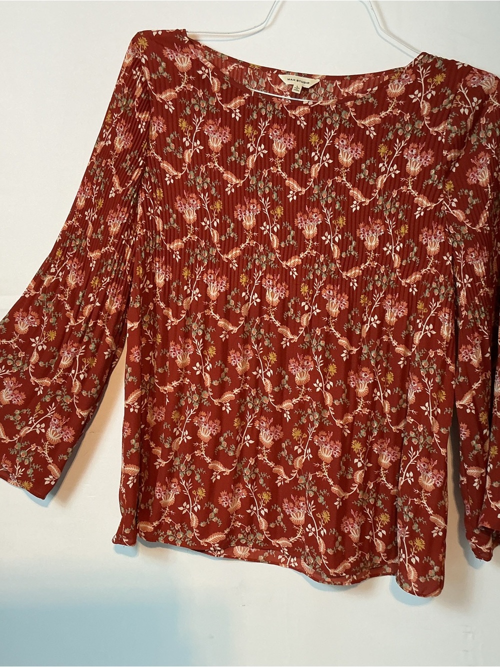 Max Studio Burnt Orange Floral Pleated Long Sleeve Blouse
